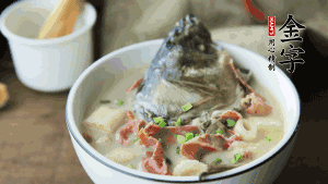 出鍋前可以撒上少許蔥花點綴。