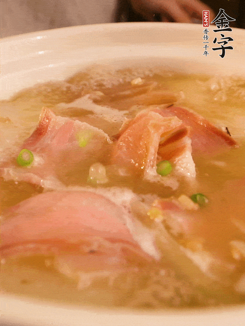 最后撒點(diǎn)蔥花。