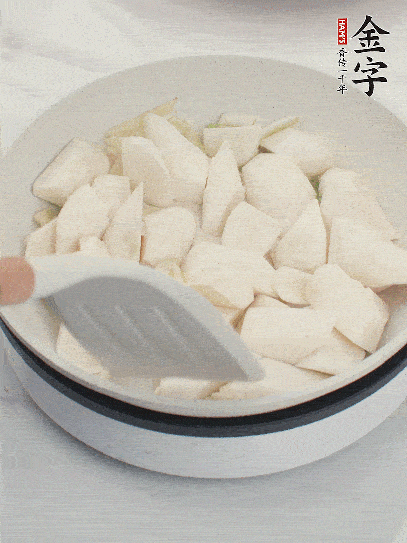 加茭白煸炒。