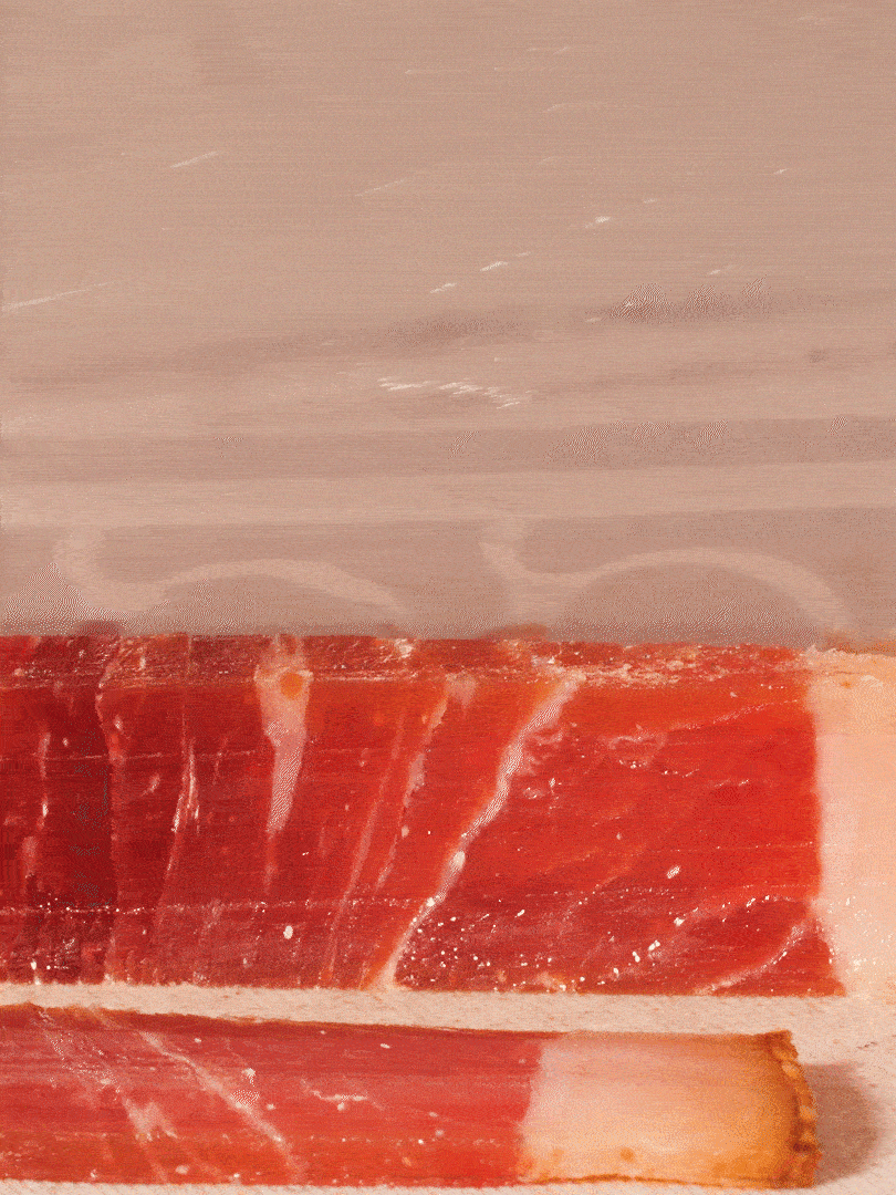 金字火腿切片，溫水浸泡5分鐘